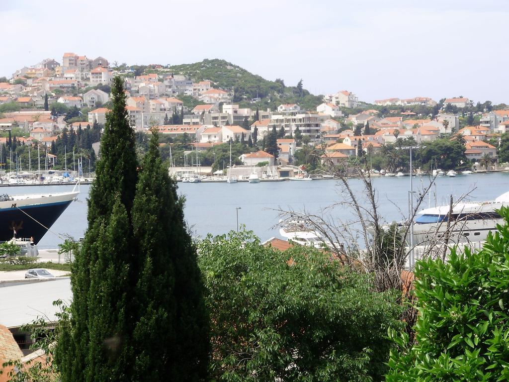 One , Sea View , Free Parking Apartment Dubrovnik